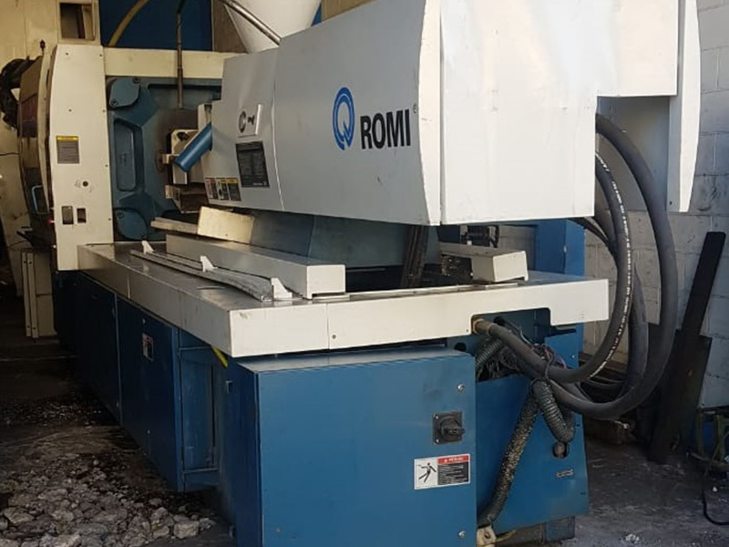 Injetora Romi Primax 380R Comtrolmaster 8